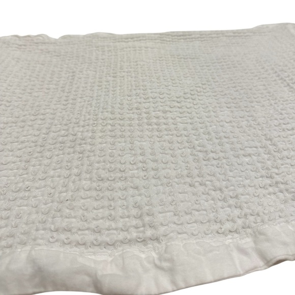 Bedsure Coconut White Waffle Texture Pillow Cases x2 - Picture 7 of 9